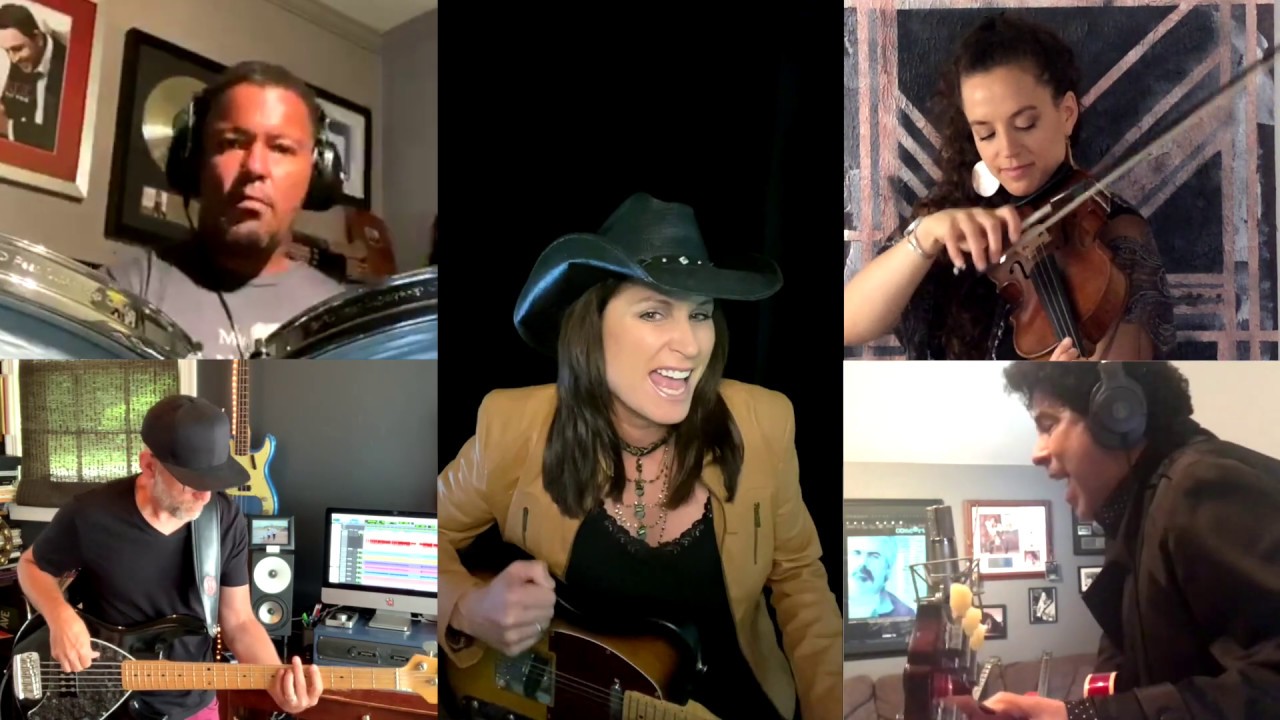 Under The Covers - Terri Clark Performs "...Baby One More Time" by Britney Spears